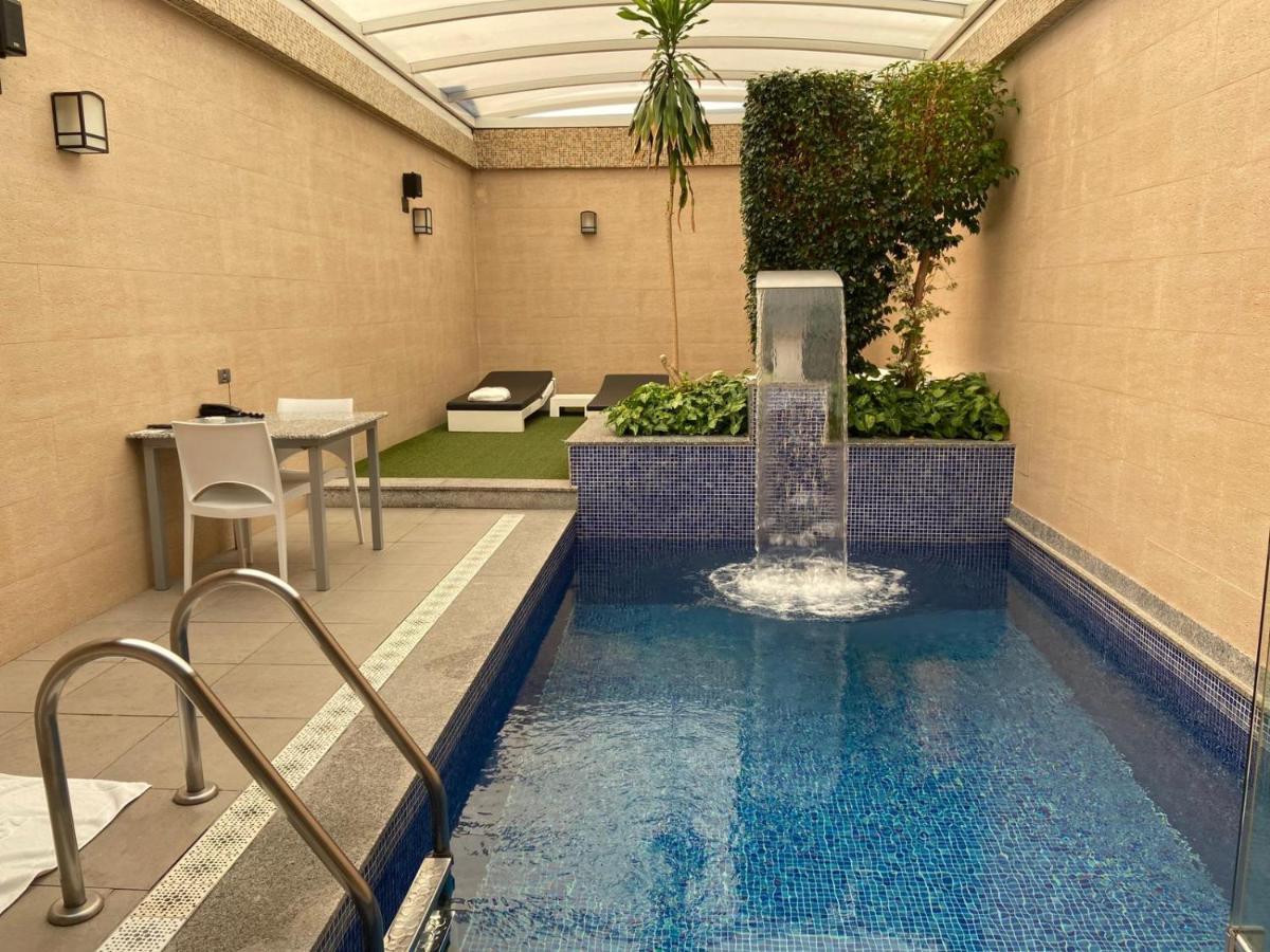 Zouk Hotel (Adults Only) Αλκαλά ντε Ενάρες Εξωτερικό φωτογραφία