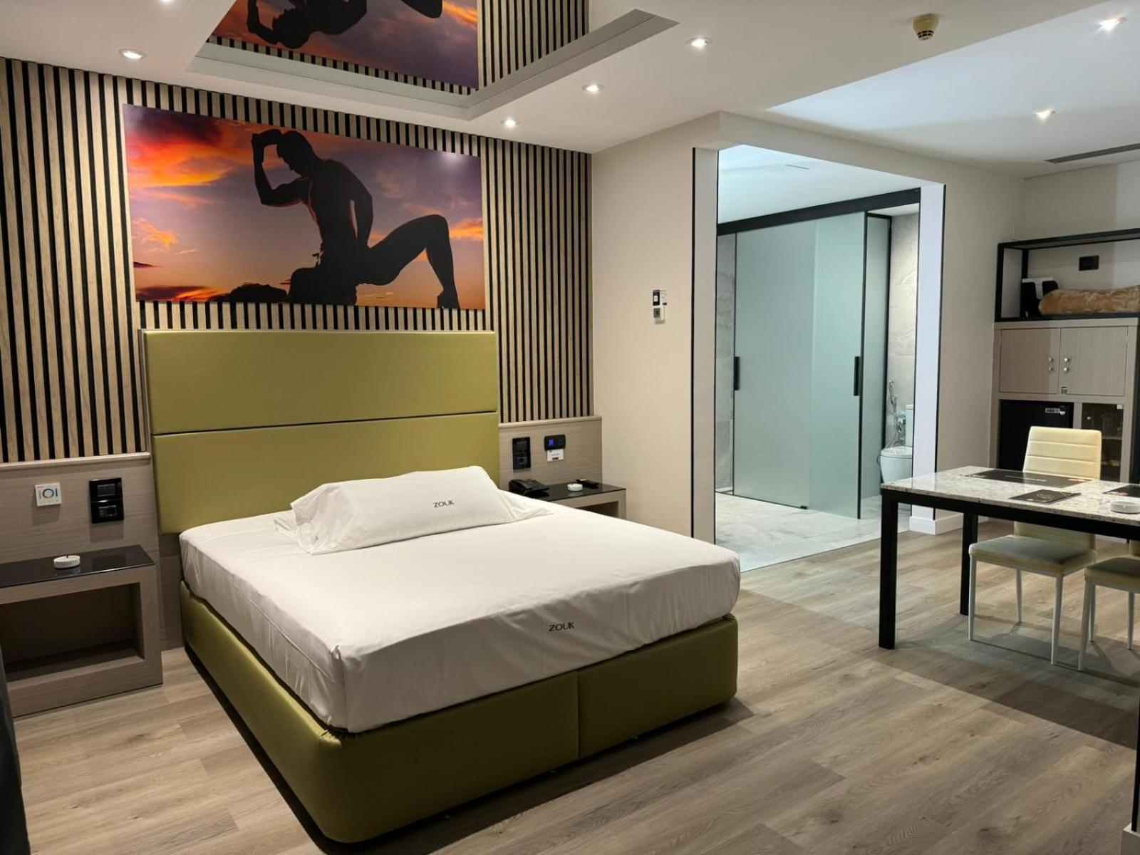 Zouk Hotel (Adults Only) Αλκαλά ντε Ενάρες Εξωτερικό φωτογραφία