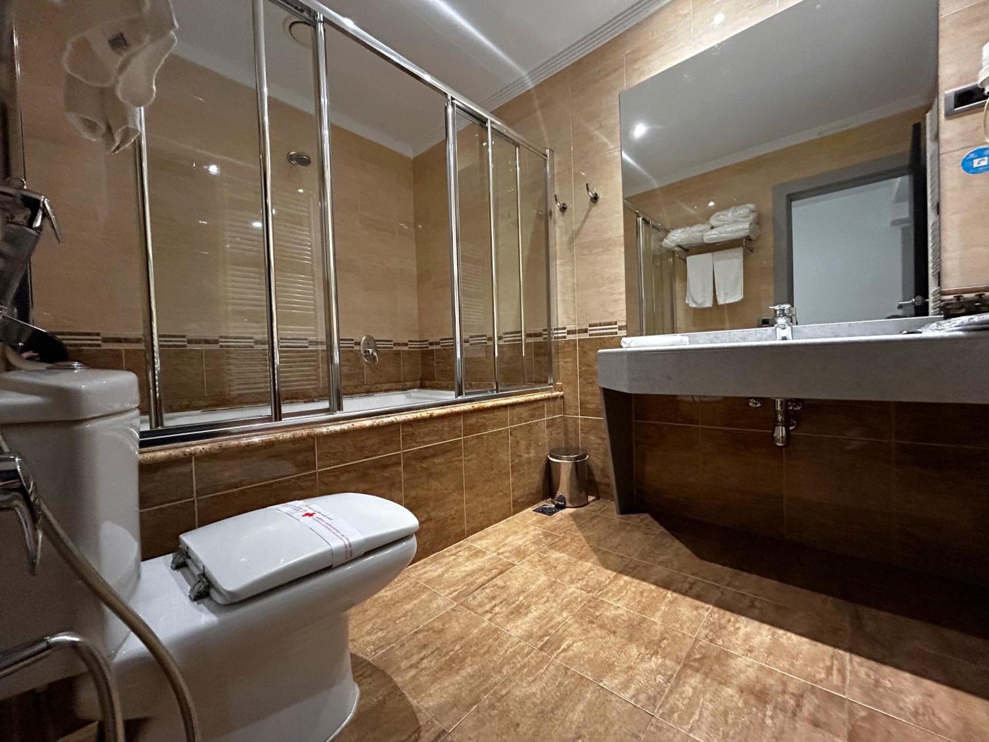 Zouk Hotel (Adults Only) Αλκαλά ντε Ενάρες Εξωτερικό φωτογραφία
